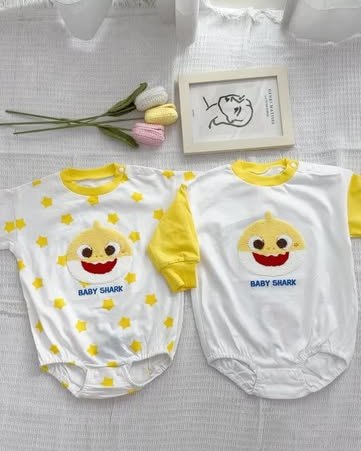 Baby Shark 长袖连体衣